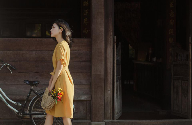 Ngắm qua lookbook mới của các thương hiệu Việt để lên đồ thật xinh cho 4 ngày nghỉ lễ tuần tới Ngắm qua lookbook mới của các thương hiệu Việt để lên đồ thật xinh cho 4 ngày nghỉ lễ tuần tới